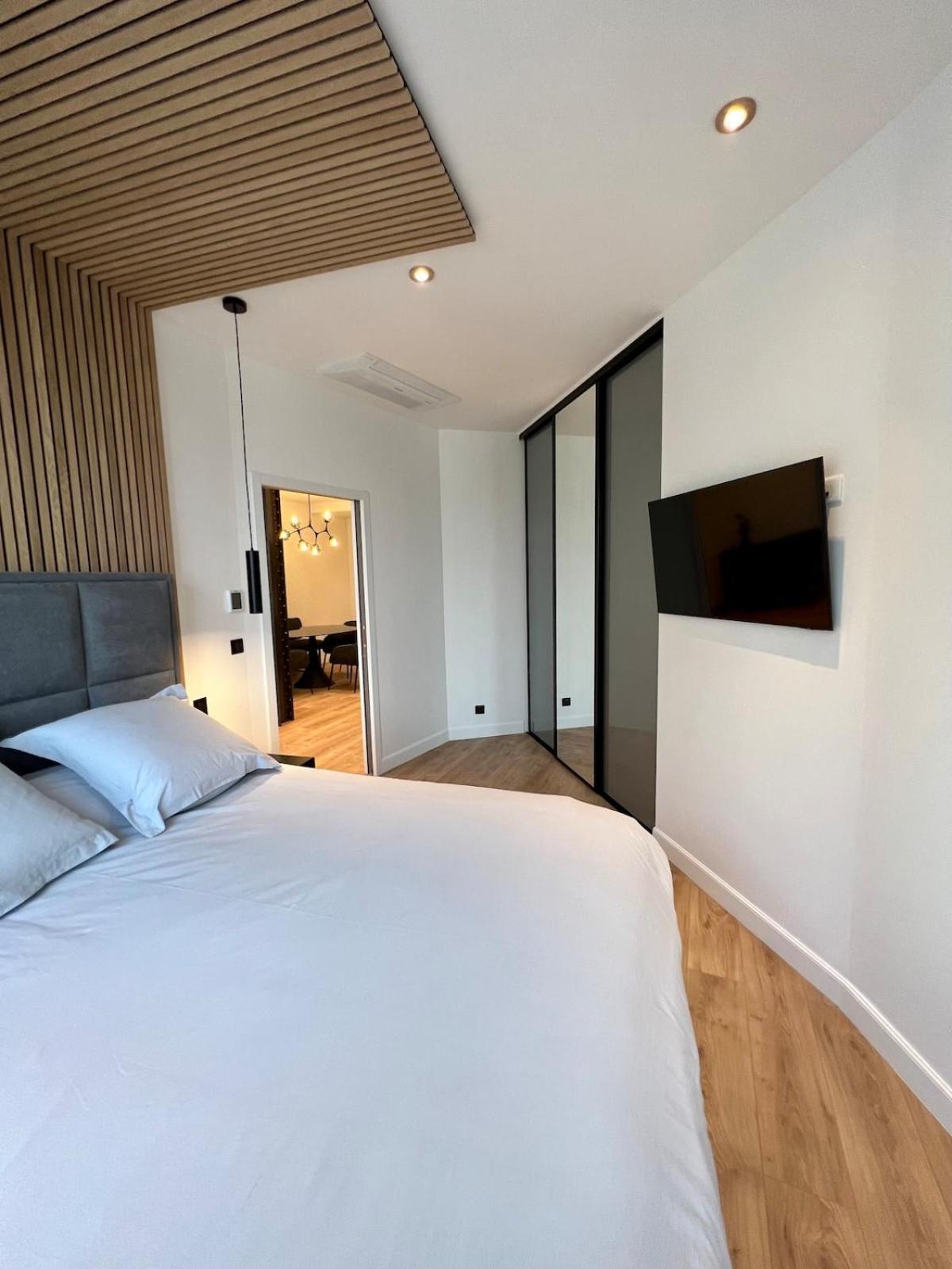 Spacious Newly Renovated Loft With Ac Appartement *